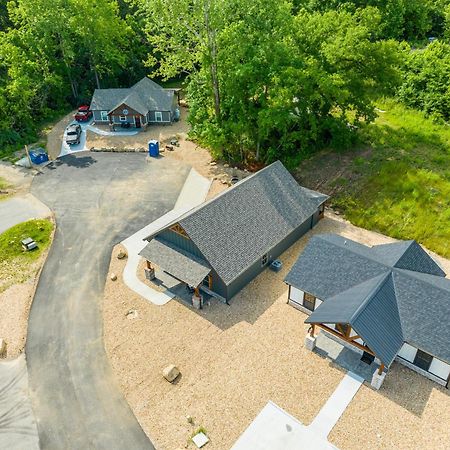 New Ozark Oasis Luxe Cabin Retreat With Hot Tub Hollister Eksteriør billede