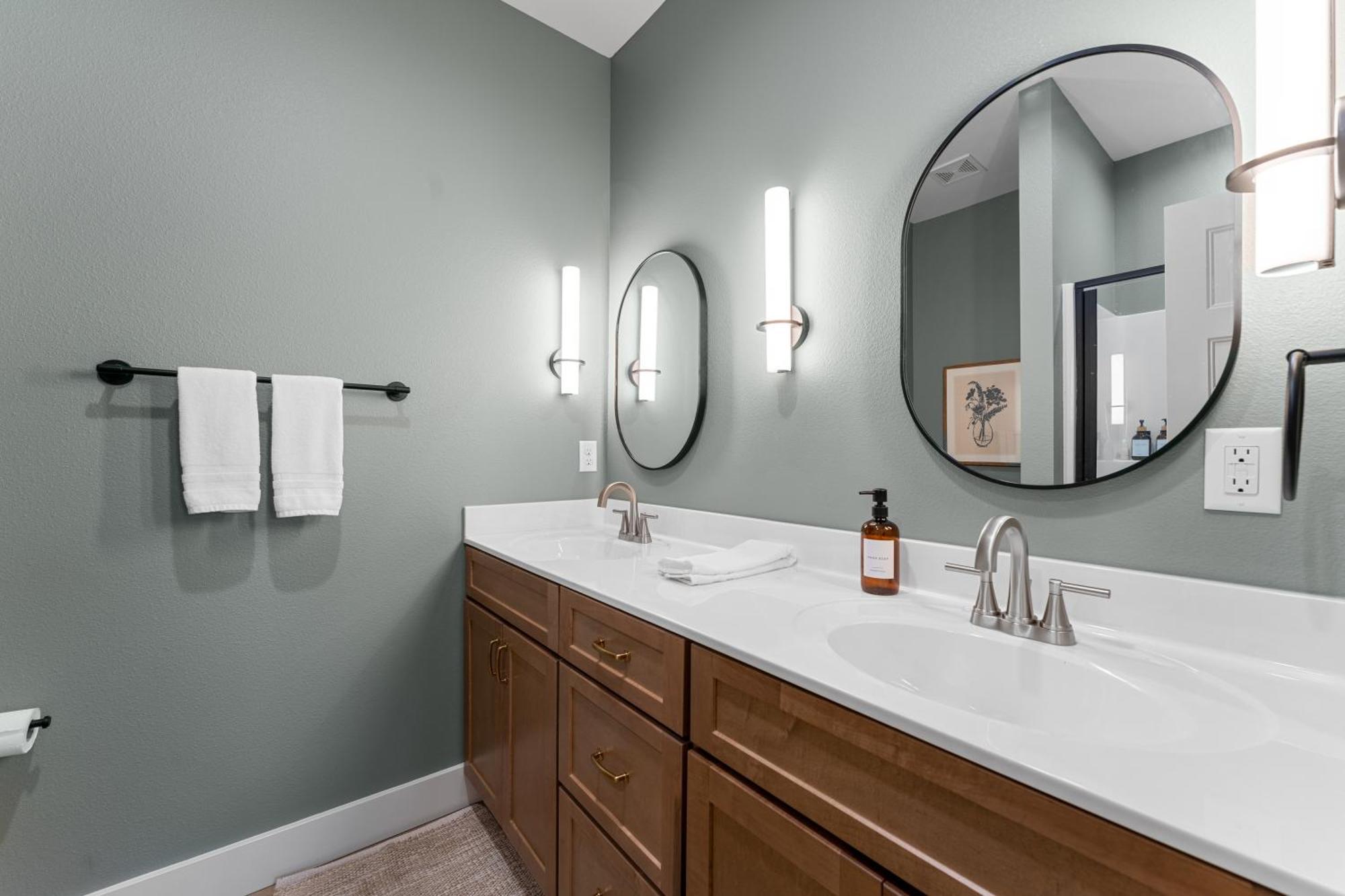 New Ozark Oasis Luxe Cabin Retreat With Hot Tub Hollister Eksteriør billede